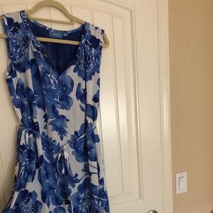 SimplyVera Blue and White Floral Dress